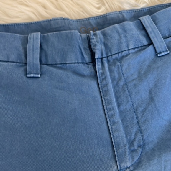 Gap Shorts - Picture 6 of 13